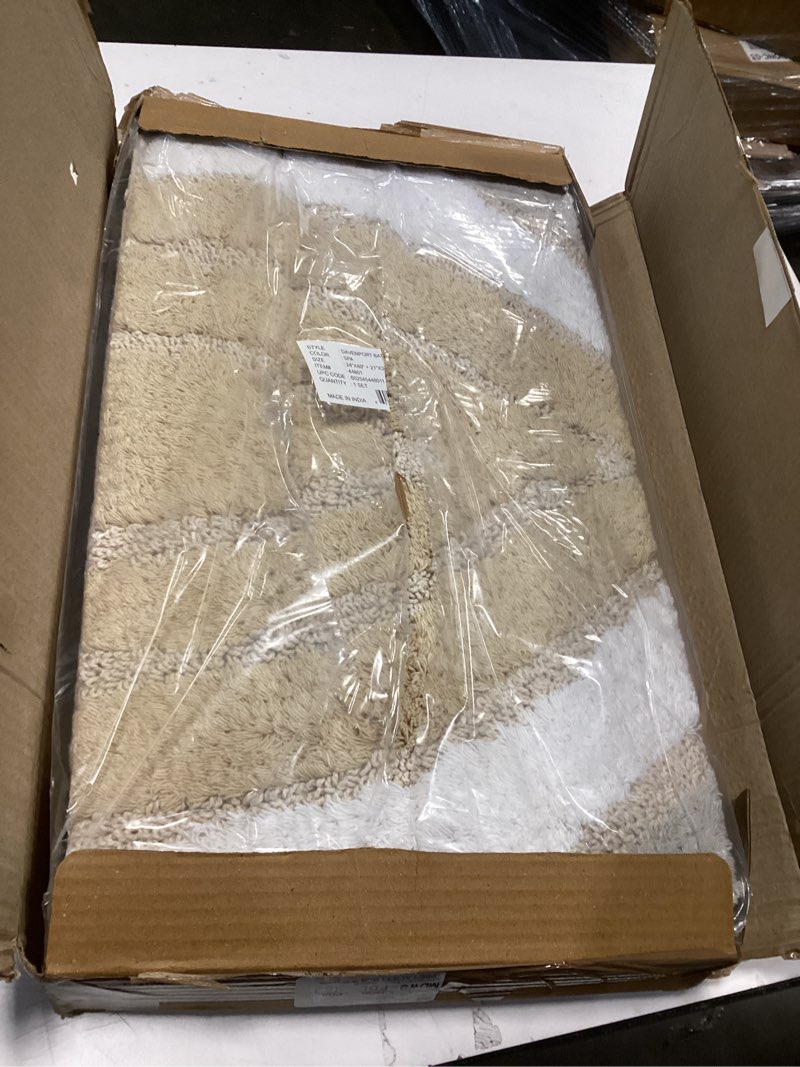 Condition photo showing Good Condition for Chesapeake Davenport 2 Pc. Spa Bath Rug Set 44801 (21"x34" & 24"x 40")