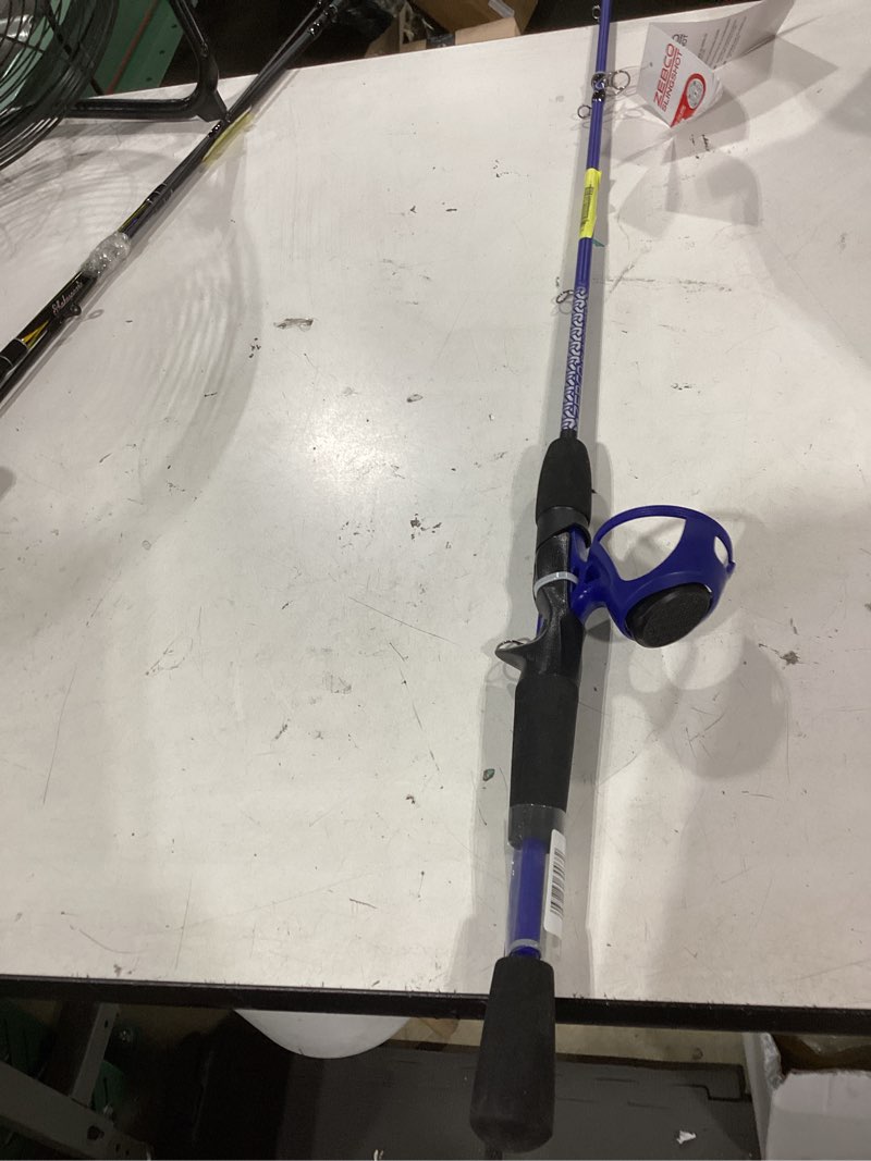 Condition photo showing Good Condition for slingshot blue combo