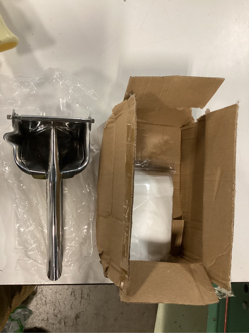 Condition photo showing Good Condition for real stainless steel lemon squeezer citrus juicer hand press heavy duty manual squeeze juice extractor maker orange lime grapefruit presser - bonus 50 pcs filter bags silver large