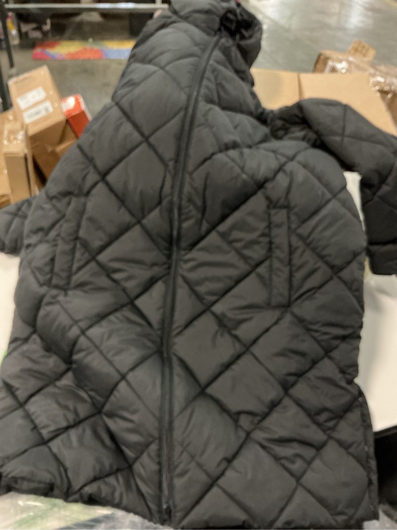 Condition photo showing Good Condition for Amazon Essentials Women's Puffer Jacket, Heavyweight Diamond Quilted Knee Length Winter Coat X-Large Black