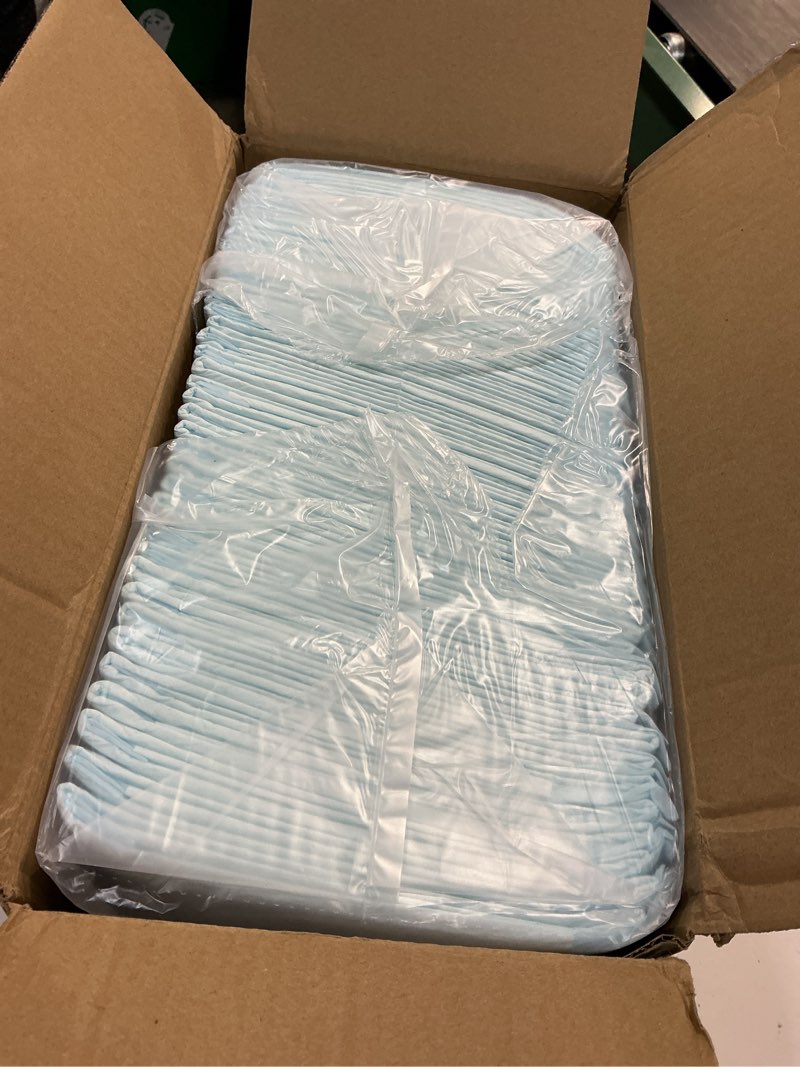Condition photo showing Good Condition for amazon basics dog and puppy pee pads, 5-layer leak-proof super absorbent, quick-dry surface, potty training, regular (22x22"), 100 count, blue & white regular (100 count)