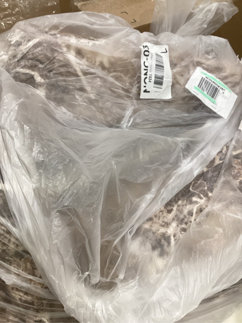 Condition photo showing Good Condition for carpet 