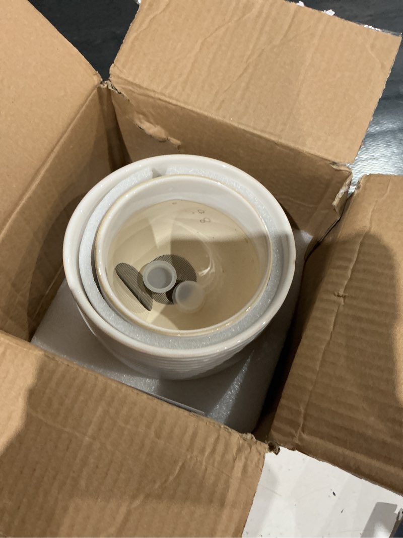 Condition photo showing Good Condition for le tauci ceramic plant pots, 5.1 + 6.4 inch footed pots for plants, modern flower pots for home and office, indoor planters with drainage, reactive glaze white