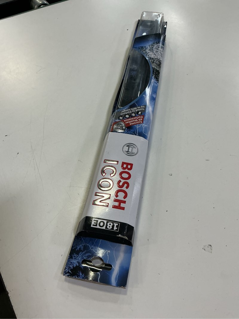 Condition photo showing New/Like New for bosch wiper blade - 18oe