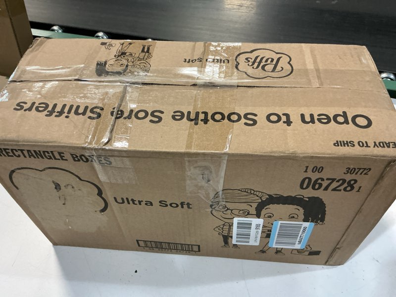 Condition photo showing New/Like New for puffs ultra soft non-lotion facial tissue, 8 family boxes, 124 facial tissues per box 124 count (pack of 8)