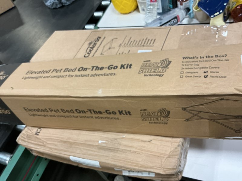 Condition photo showing New/Like New for Coolaroo On-The-Go Elevated Dog Bed Kit – Portable & Cooling Travel Cot with HeatShield Fabric for Large Dogs, Lightweight & Compact, Includes Matching Carry Bag & Pacific Blue Bonus Cover, Large Large Pacific Crest Blue