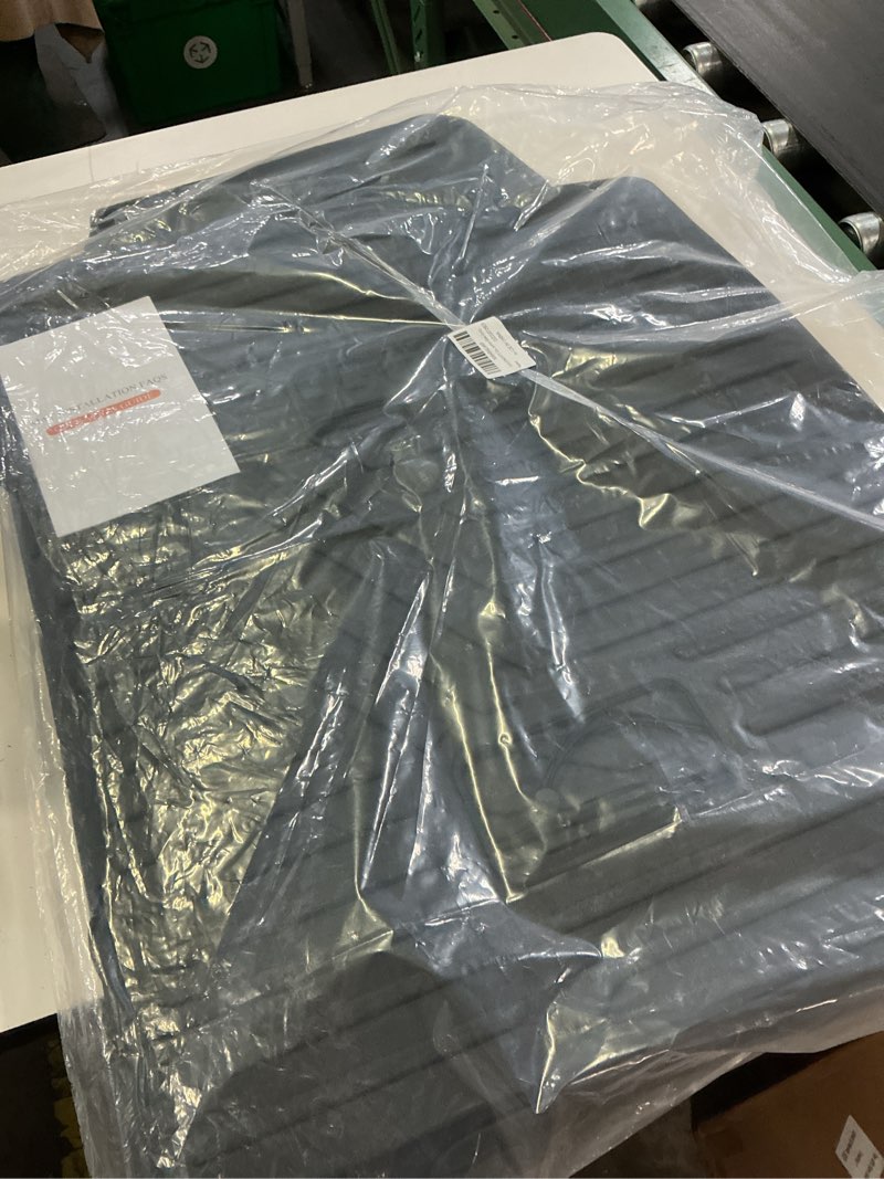 Condition photo showing New/Like New for cargo mat for 2025 2026 subaru forester, full coverage all weather tpe cargo liner trunk mat with backrest mat for subaru forester accessories (gas only)