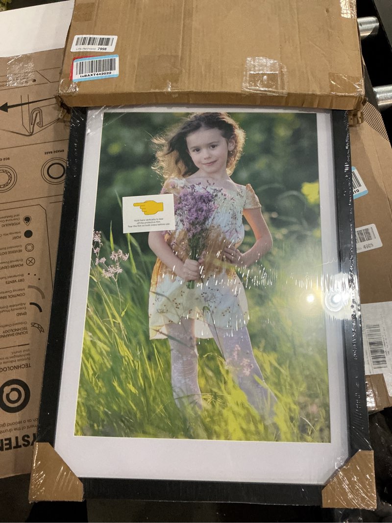 Condition photo showing Good Condition for 14x18 Black Picture Frame Mat for 10x14 Photo Wall Mounting Poster Frame-1pcs Black 14x18