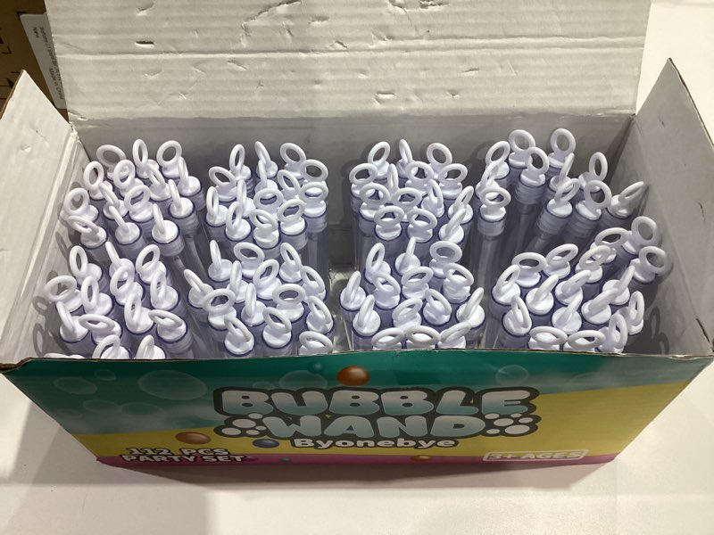 Condition photo showing Good Condition for 112 Pack Mini Wedding Bubble Wand (White Circle Style), Ideal Party Favors for Anniversaries, Celebration Supplies, Valentine’s Day, Pool Parties, Family Reunion, and Great Gift for Couple Boy Girl