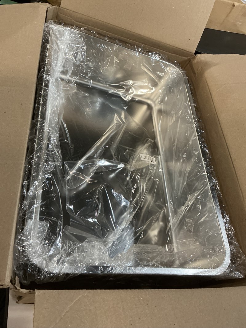 Condition photo showing New/Like New for stainless steel litter box xl, 23.6" x 15.7" x 6" steel litter box,extra large metal litterbox for big cat, multiple cats,non stick and no smell, easy cleaning 1 pack-extra large: 23.6x15.7x6 inch