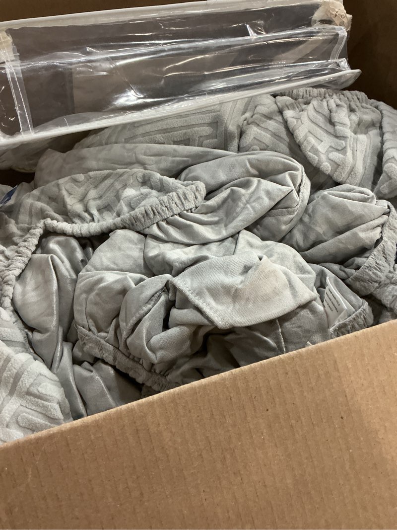 Condition photo showing Good Condition for 100% Waterproof Sectional Recliner Couch Covers for Reclining Couch L Shaped Corner Sectional Sofa Cover Jacquard Stretch L Shape Recliner Slipcovers (5 Seater Cover, Light Gray)