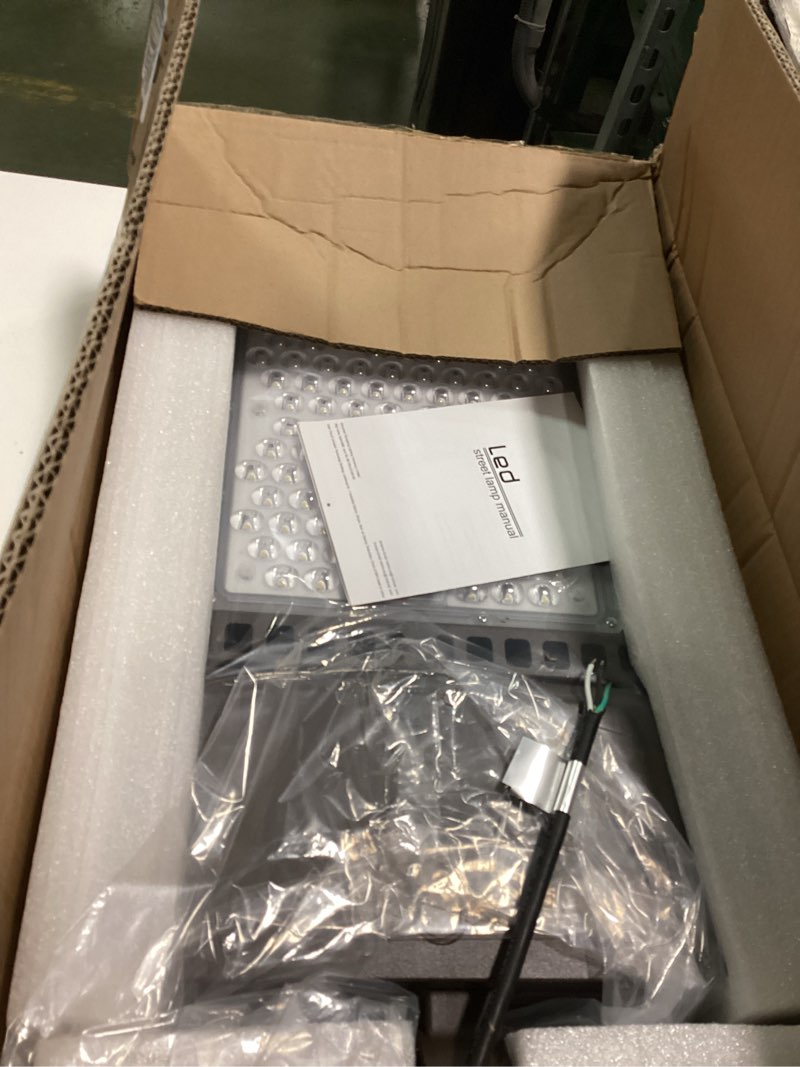 Condition photo showing New/Like New for 45000LM LED Parking Lot Light 300W 150LM/W led Shoebox Dusk to Dawn Outdoor Flood Lights for Street IP65 Waterproof 5500K 100-277V Commercial Exterior Fixture for Stadium,Yard,Park 300W-1 Pack