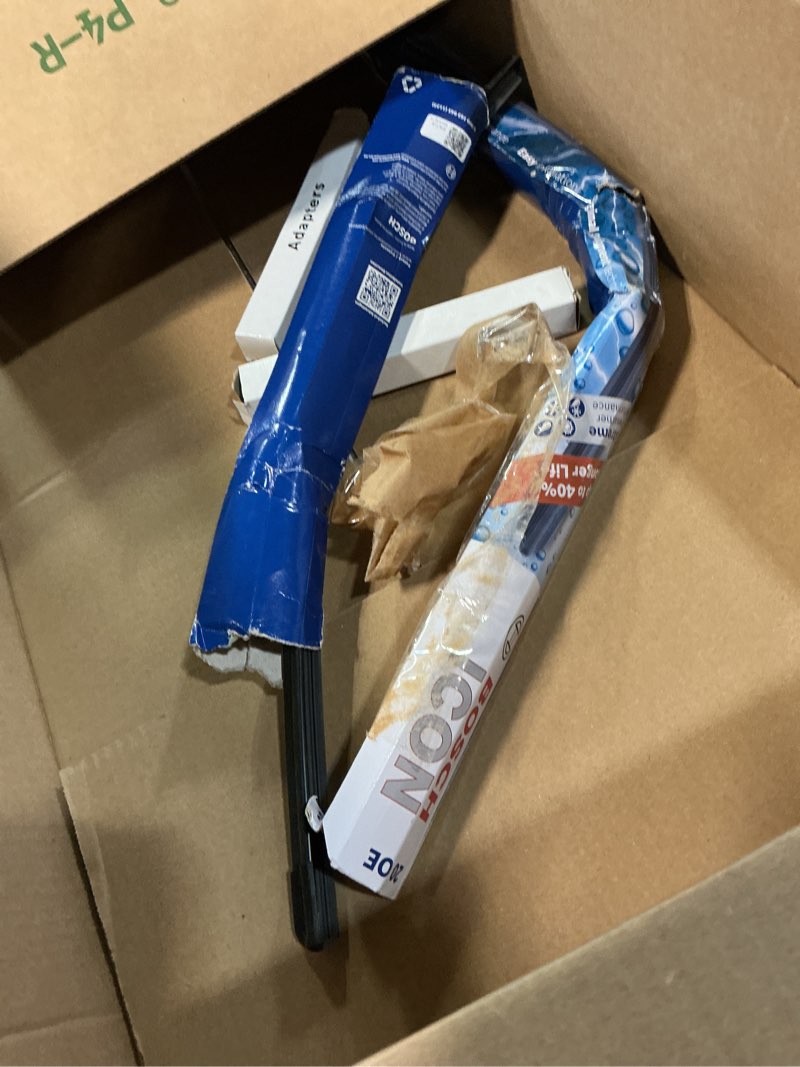 Condition photo showing As Is for bosch 24oe20oe icon beam wiper blades - driver and passenger side - set of 2 blades (24oe & 20oe) front (24oe & 20oe) icon combo pack (front)