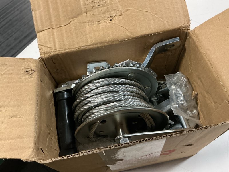 Condition photo showing Good Condition for openroad 1600lbs hand winch boat winch, hand crank winch with 10m (32ft) cable manual winches, two-way adjustable boat trailer winch, corrosion resistant towing winches (1600lbs) 1600lb 1600lbs cable winch