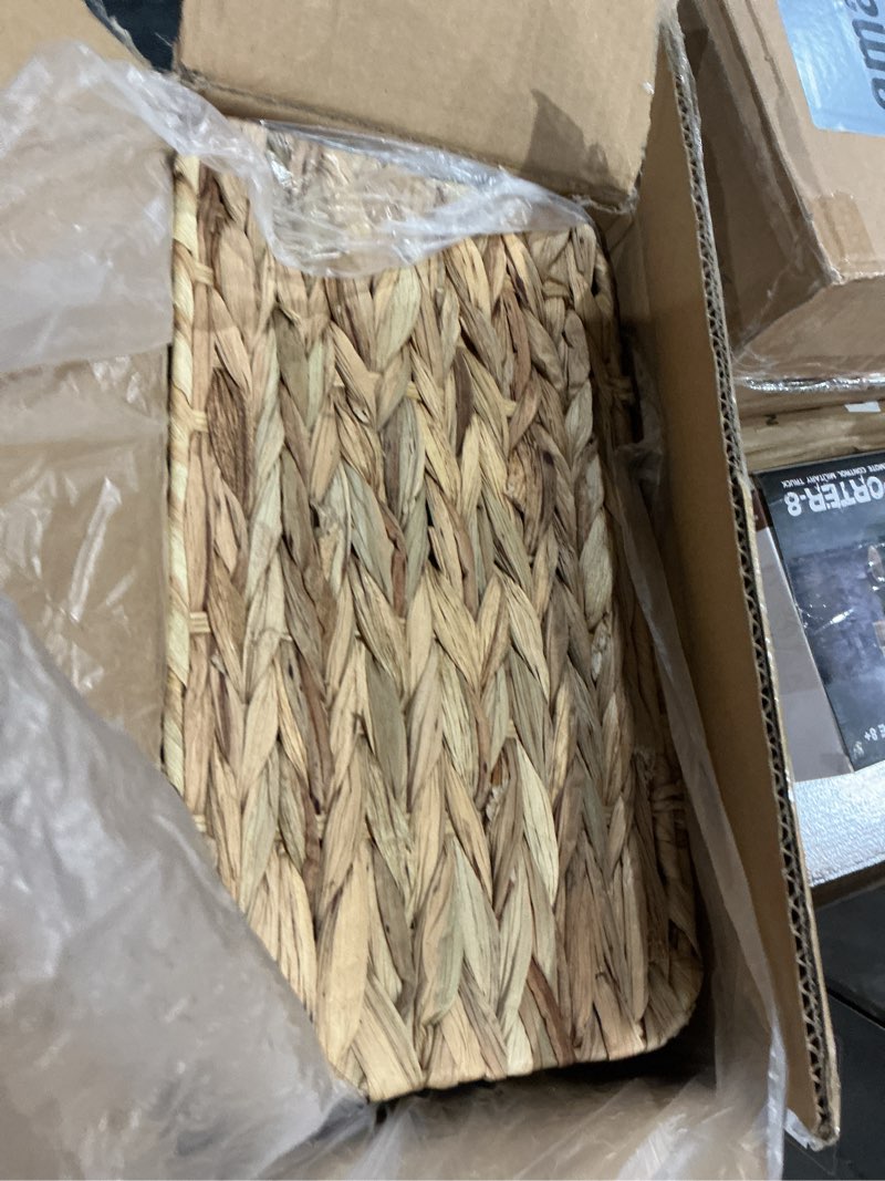 3 Gallon Wicker Trash Can,Small Bathroom Trash Can with Lid,Natural Water Hyacinth Wicker Waste Basket for Bedroom,Toilet,Narrow Garbage Can with Removable Line