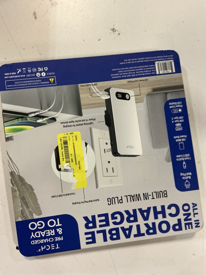 Condition photo showing Good Condition for tech squared 10k mah power bank