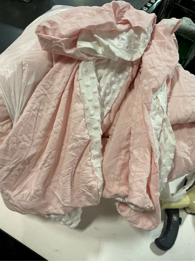 Condition photo showing As Is for tohrisa boho comforter set queen size striped pleats bohemian seersucker bedding set all season soft cozy 3 pieces quilt with 2 pillowcases(90"x90" blush pink) blush pink queen(90"x90")