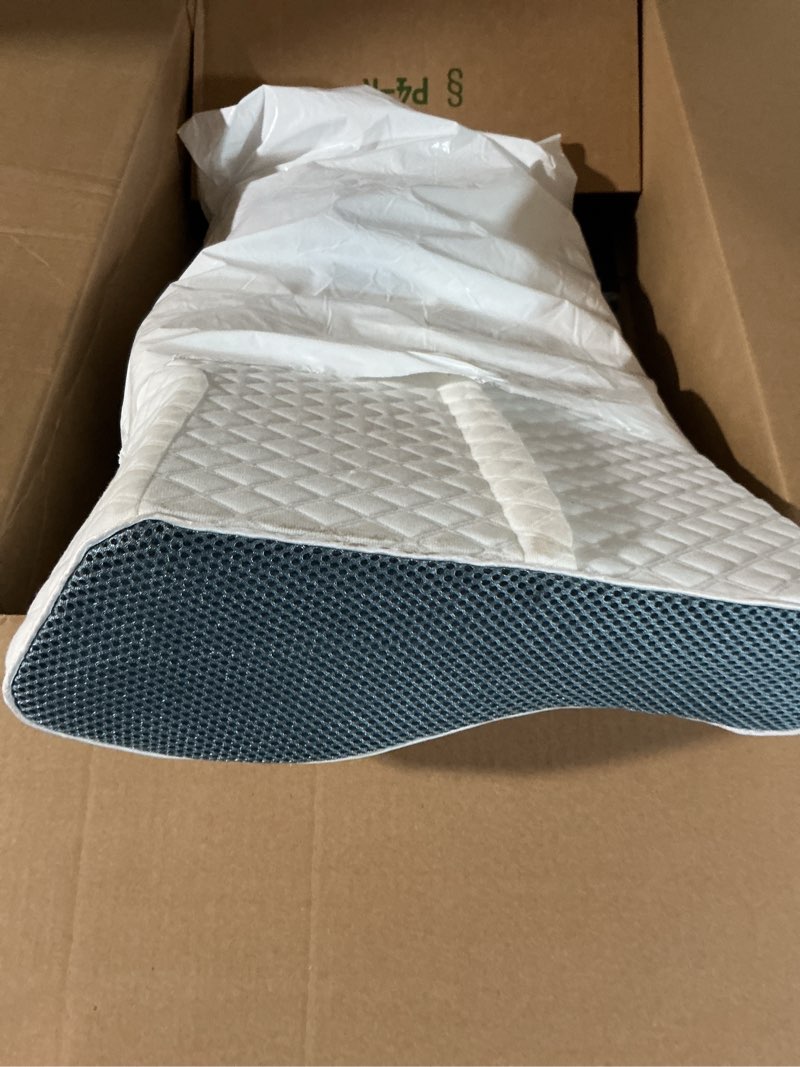 Condition photo showing Good Condition for derila king size neck pillow for sleeping, cervical pillow, memory foam side sleeper pillows, bed contour pillows for back, stomach sleepers for men 23.6x13.4x4.3 in king size (23.6" x 13.4" x 4.3") 1 pillow_white