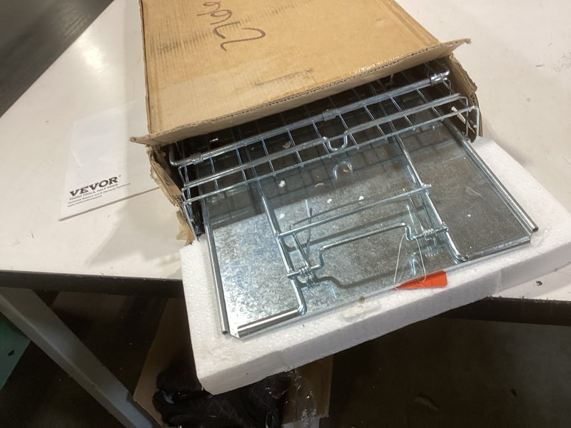 Condition photo showing Good Condition for vevor live animal cage trap, 31" x 10" x 12" humane cat trap galvanized iron, folding animal trap with handle for rabbits, stray cats, squirrels, raccoons, groundhogs and opossums