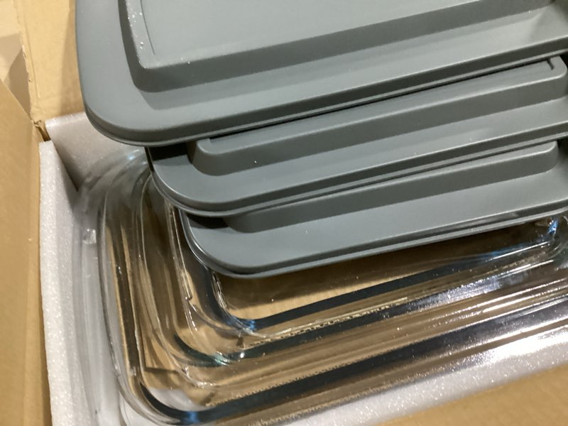 Condition photo showing Good Condition for 8-piece deep glass baking dish set with plastic lids,rectangular glass bakeware set with lids, baking pans for lasagna, leftovers, cooking, kitchen, freezer-to-oven and dishwasher, gray
