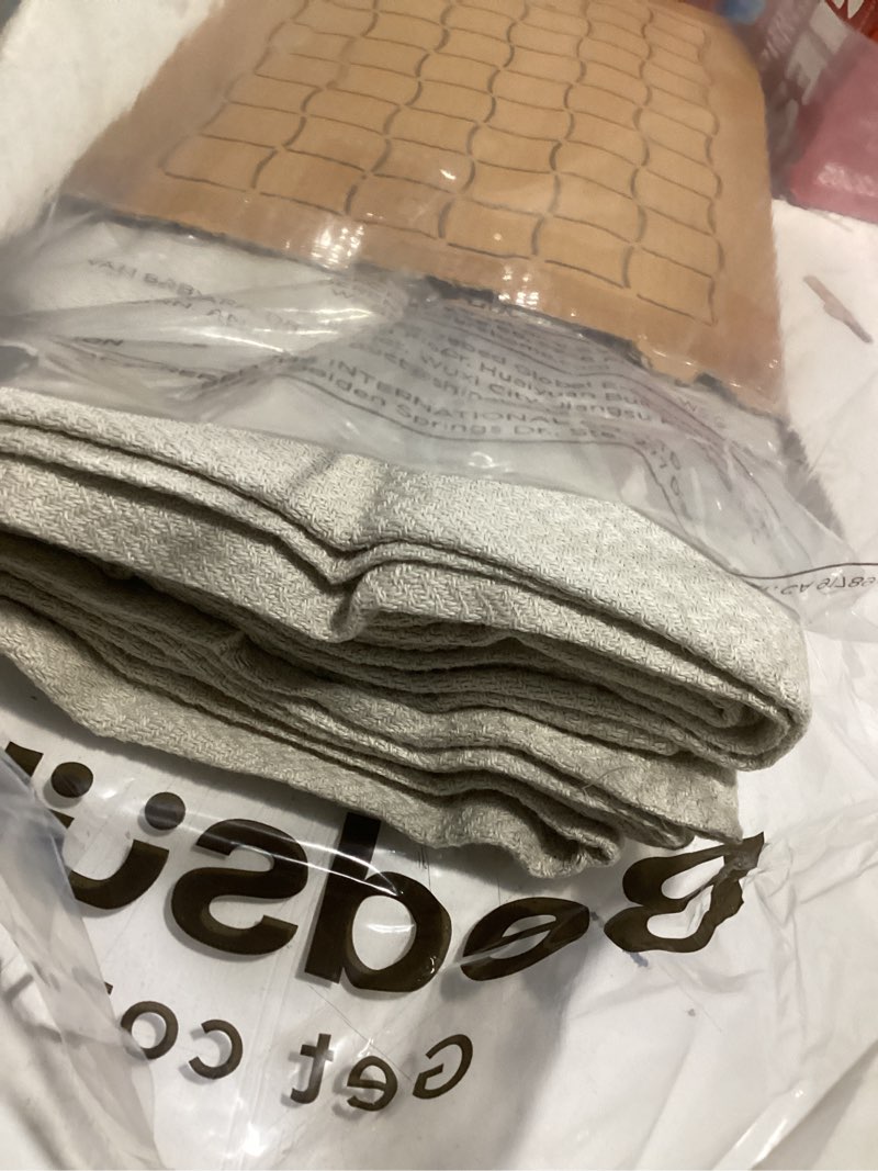 Condition photo showing Good Condition for bedsure gentlesoft 100% cotton large throw blanket for couch 50x70 inches - breathable and lightweight, soft cozy herringbone woven cotton throw for summer spring, linen beige office chair blanket 01 - linen beige throw xl (50" x 70")