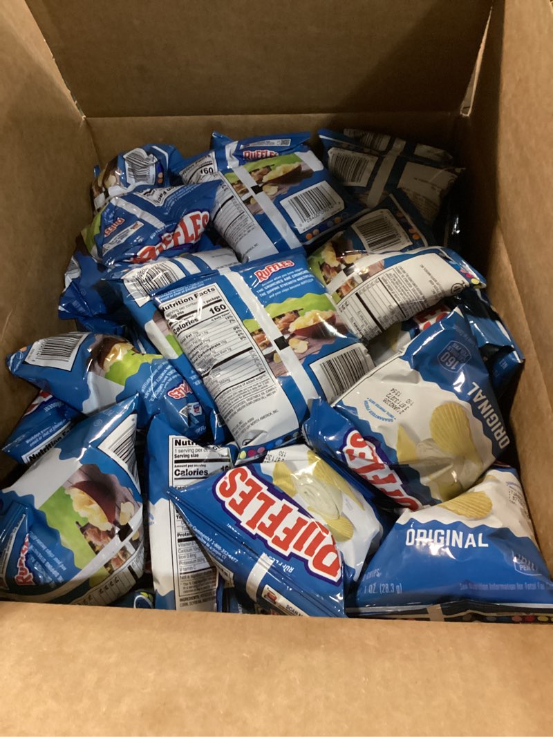 Condition photo showing New/Like New for Ruffles Original Potato Chips, 1 Ounce (Pack of 40)
