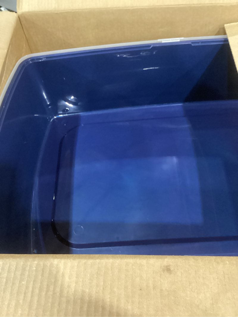 Condition photo showing Good Condition for iris usa xx-large cat litter box, open top extra large litter box for big cats and multi-cat households, high sided scatter shield, easy to clean, 30"l x 20"w x 14"h, navy xxl navy