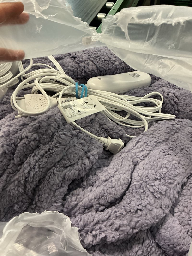 Condition photo showing As Is for queen heated blanket, queen size electric blanket with dual control of 5 heating levels & 10 hours auto off heating electric blanket with overheat protection for home bedding, 84"x90", gray violet a-gray violet queen-84x90