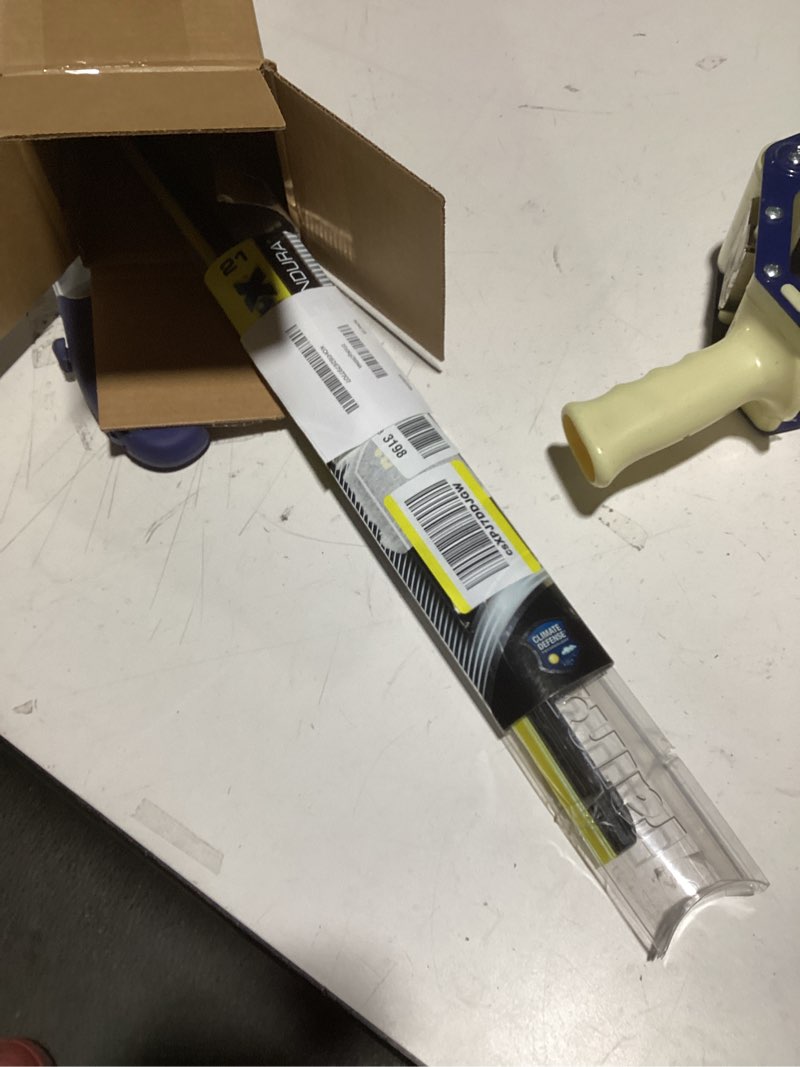 Condition photo showing Good Condition for Rain-X 830121 Silicone Endura Wiper Blades, 21 Inch Windshield Wipers (Pack of 1), Automotive Replacement Windshield Wiper Blades With Two Times Longer-Lasting Resilient Silicone Rubber Squeegee 21" Endura