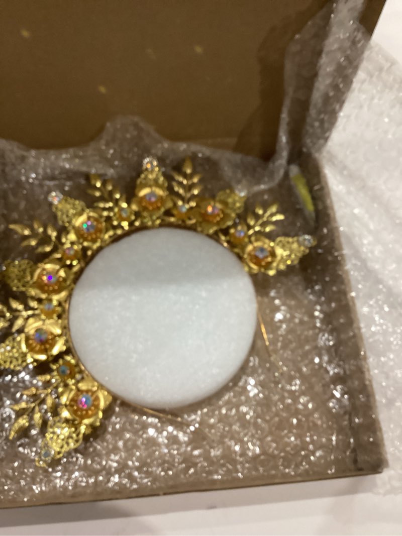 Condition photo showing Good Condition for Gold Halo Crown Headpiece - Zip Tie Spiked Sunburst Sun Goddess Headband Greek Queen Liberty Crown for Woman Cosplay Gold Leaves