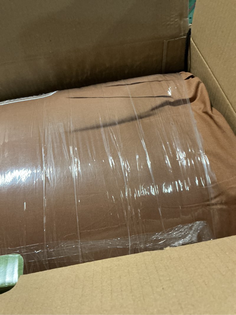 Condition photo showing Good Condition for coleman dunnock 20°f big ‘n tall sleeping bag, cold-weather sleeping bag fits adults up to 6ft 4in, machine washable, flannel liner