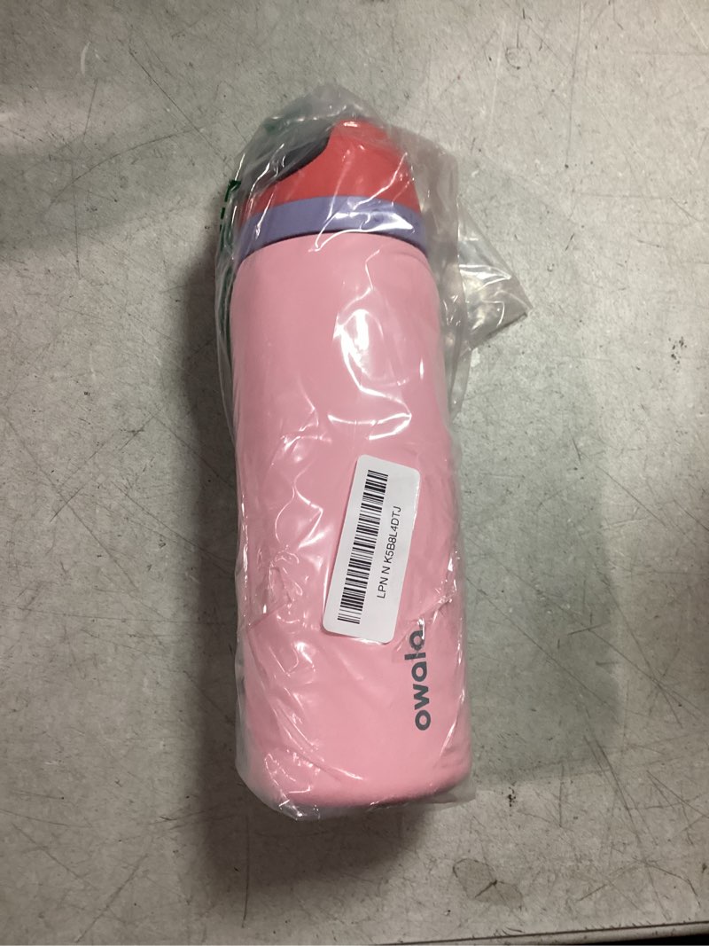 Condition photo showing New/Like New for Owala FreeSip Insulated Stainless Steel Water Bottle with Straw for Sports and Travel, BPA-Free Sports Water Bottle, 32 oz, Pink, Angel Food Cake Angel Food Cake 32 Ounces