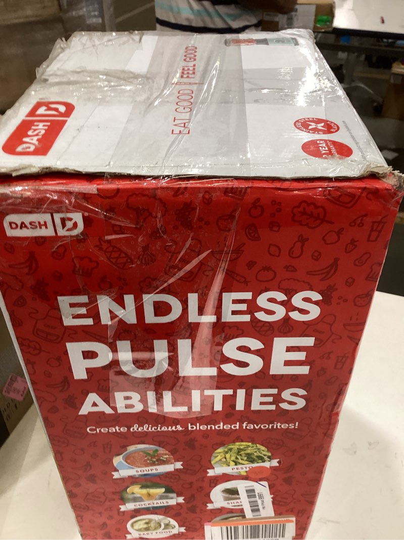 Condition photo showing New/Like New for Mental blender.miss one parts.