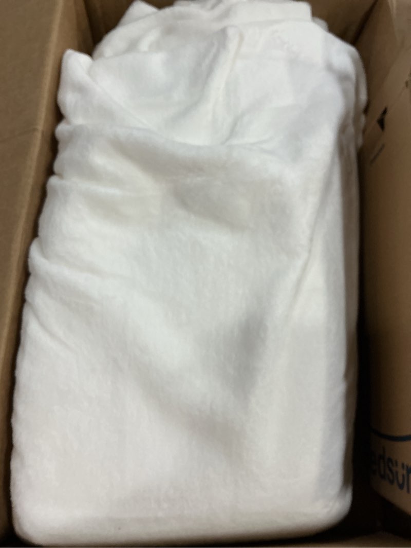 Condition photo showing Good Condition for Bedsure GentleSoft Fleece Blankets King Size White - Bed Blanket Soft Lightweight Plush Cozy Fuzzy Luxury Microfiber, 108x90 inches White King (108" x 90")