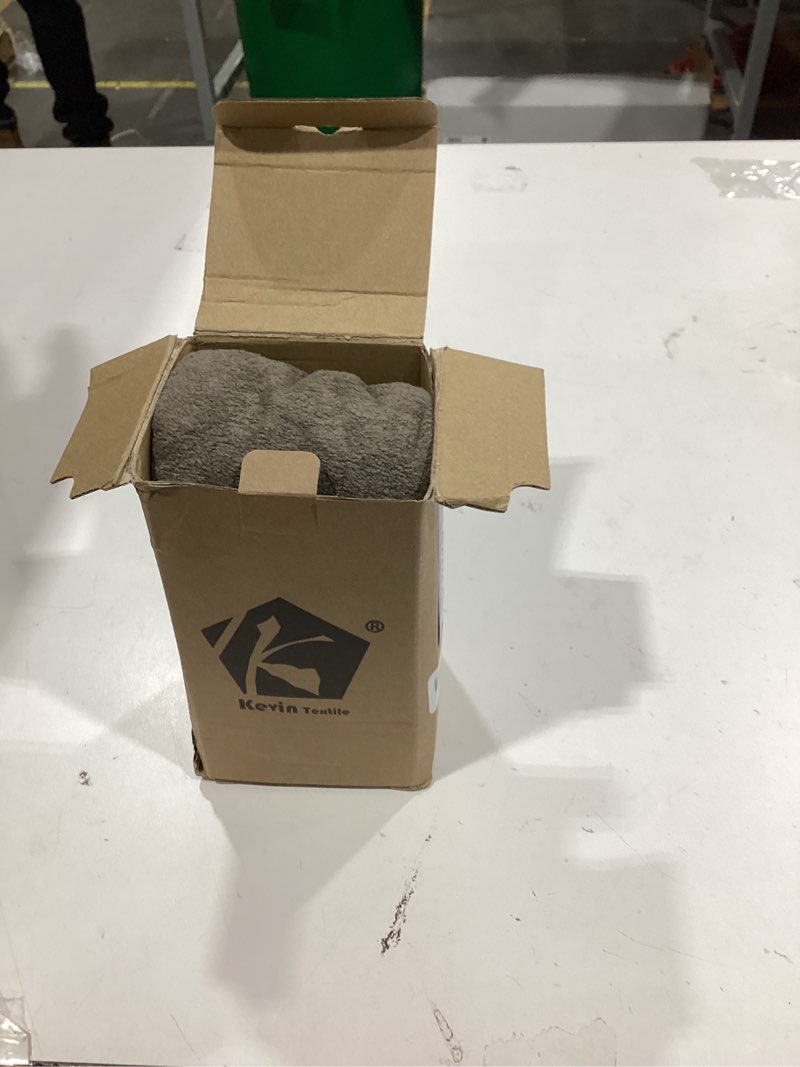 Condition photo showing Good Condition for Kevin Textile 14x36 Inch Long Lumbar Cover 1 Pack Soft Boucle Textured Decorative Waterproof Rectangle Cushion Elegant Accent Pillows for Couch Sofa Chair Bed Home Decor Indoor Outdoor Coco Brown 36" x 14" (Pack of 1) Coco Brown