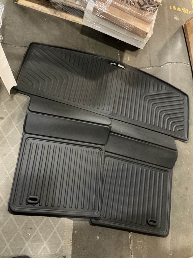Condition photo showing Good Condition for husky liners weatherbeater cargo liner