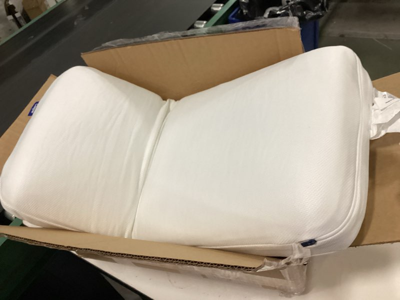Condition photo showing Good Condition for Casper Sleep Original Pillow for Sleeping, King, White King Single Pack