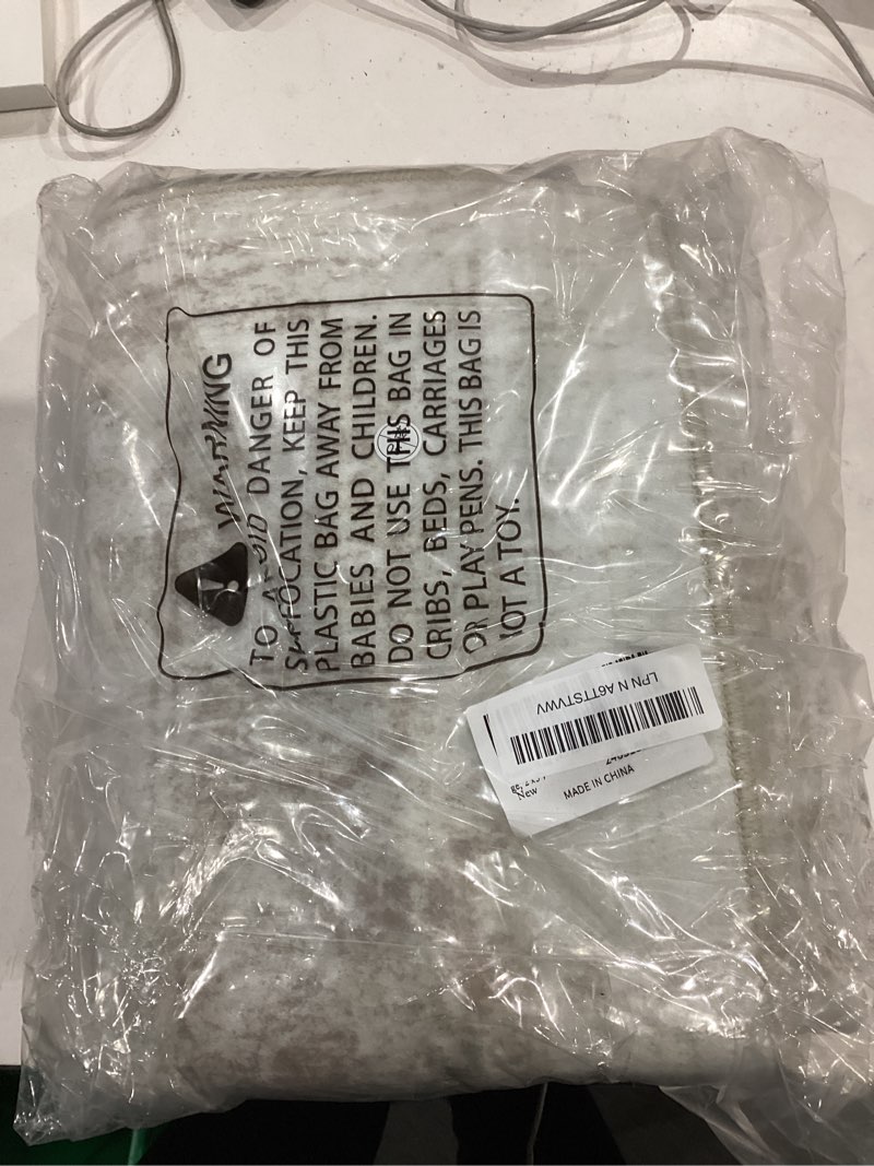 Condition photo showing As Is for Runner Rug 2x5 Hallway Runner Rugs: Washable Vintage Kitchen Area Rug Medallion Distressed Rugs Non Slip Soft Low Pile Indoor Floor Carpet for Living Room Bedroom Bathroom Laundry(Beige, 2'x5') Beige 2' x 5' (Rectangular)