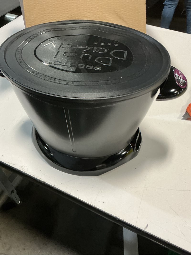 Condition photo showing Good Condition for presto 05450 dualdaddy electric deep fryer, black