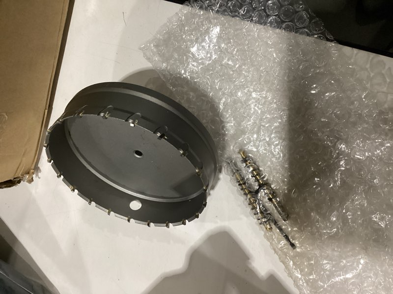 Condition photo showing Good Condition for asnomy tungsten carbide tipped hole saw drill bit for hard metal, 5 inch t.c.t hole saw cutter with 2pcs titanium-plated pilot drill bit for metal, steel, iron, wood, plastic 127mm | 5''