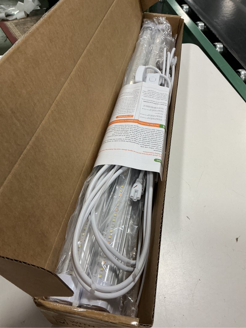 Condition photo showing Good Condition for FREELICHT T8 Grow Lights for Indoor Plants, 2FT Full Spectrum, 120W(4 x 30W), 4 Installation Methods, 5000K Linkable LED Grow Light Strips for Plant Shelf Greenhouse Succulent Seeding, 4 Pack