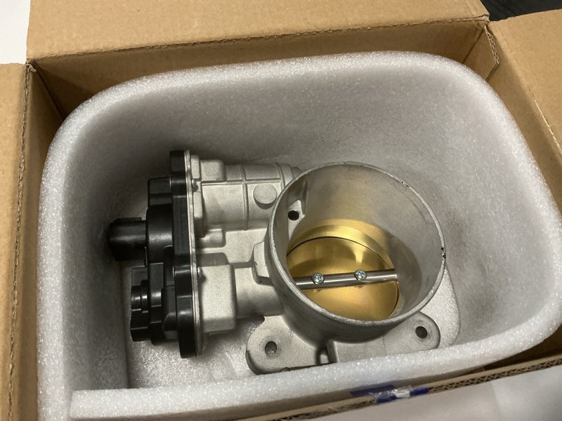 Condition photo showing Good Condition for 977-307 Gen3 Truck & SUV Electronic Throttle Body Compatible with 2003-2007 Avalanche Express Silverado 1500 2500 3500 Tahoe GMC Yukon Savana Buick Cadillac Hummer 19420713 12570800 12679525