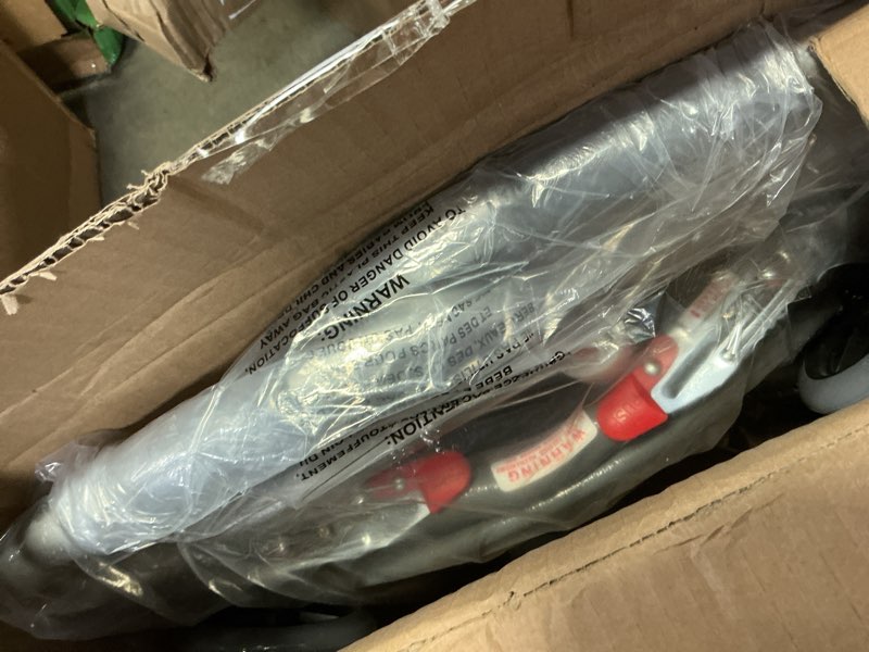 Condition photo showing Good Condition for Walker Adlt 2but w/5 whl.1/ea