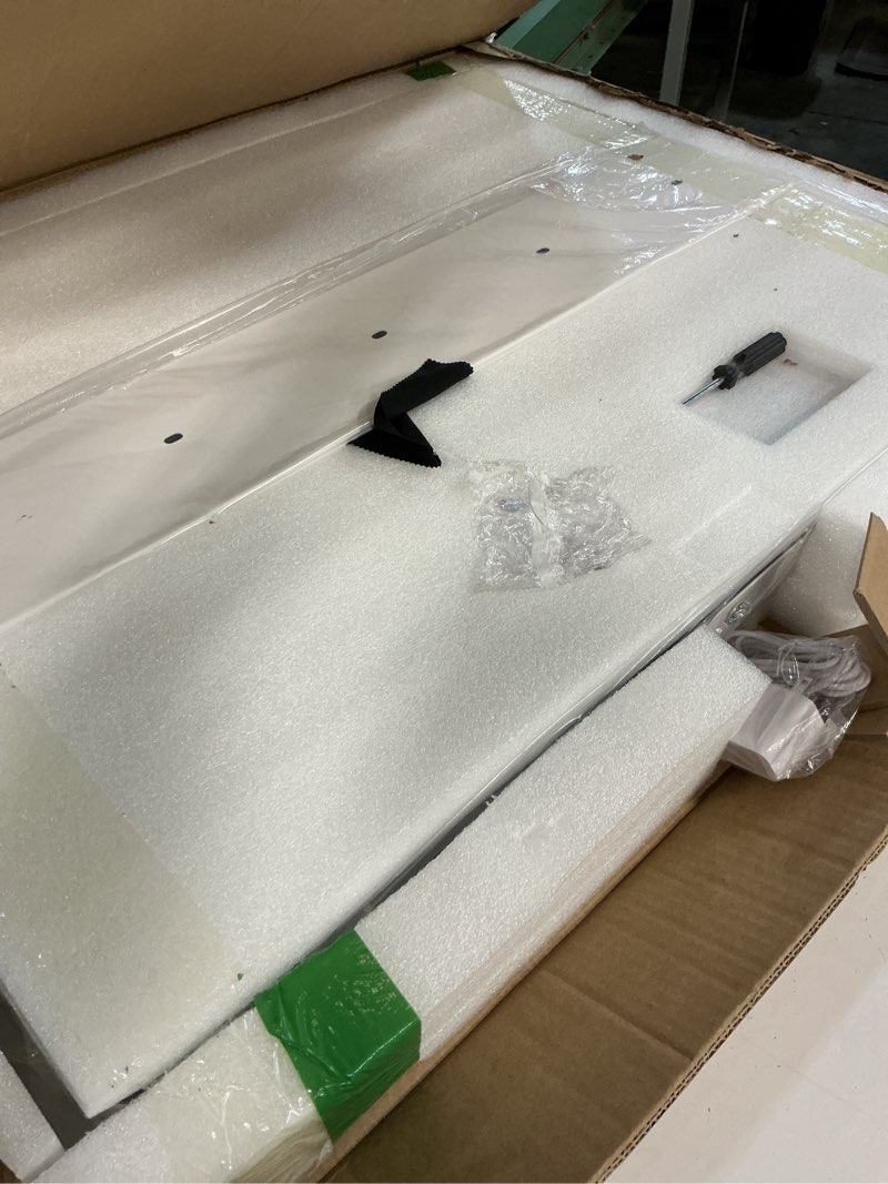 Condition photo showing Good Condition for Hasipu Vanity Mirror with Lights, 32" x 24" Hollywood Mirror, Makeup Mirror with 17 Dimmable Bulbs and 10X Magnification, 3 Colors Modes, Touch Control, USB Charging Port, Type-C (Round White) Round White 32"L x 24"W