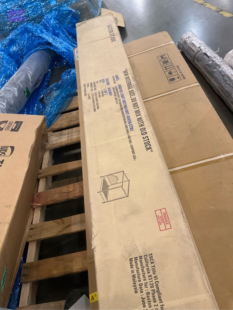 Bedframe: MG0103- LIGHT GREY/WALNUT -QUEEN-CTN2 : HEADBOARD POST+TOP BAR(HEADBOARD/FOOTBOARD+SIDE RAIL) +SIDE RAIL+SUPPOR LONG SUPPORT +BED SLAT :WALNUT :box 2 OF 2 : 49.00 KGS : 40.00 KGS 