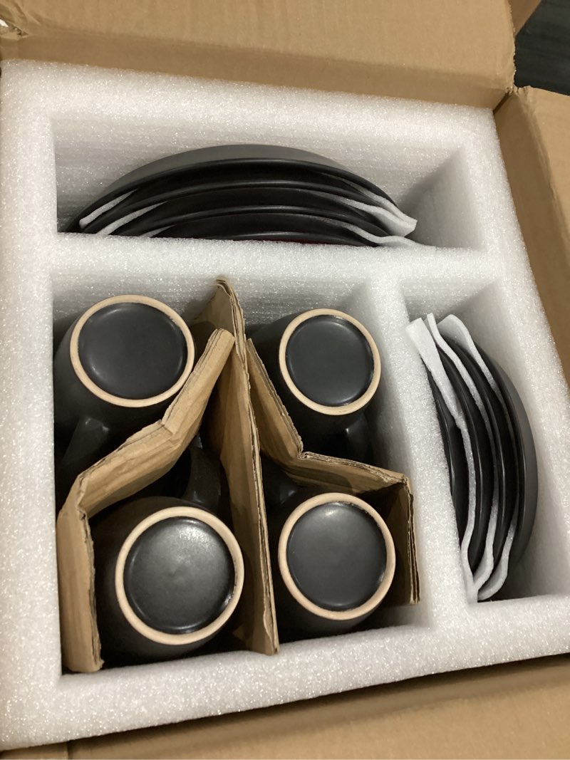 Condition photo showing Good Condition for Plates and Bowls Sets, 16 Pieces Dinnerware Sets, Service For 4, Black