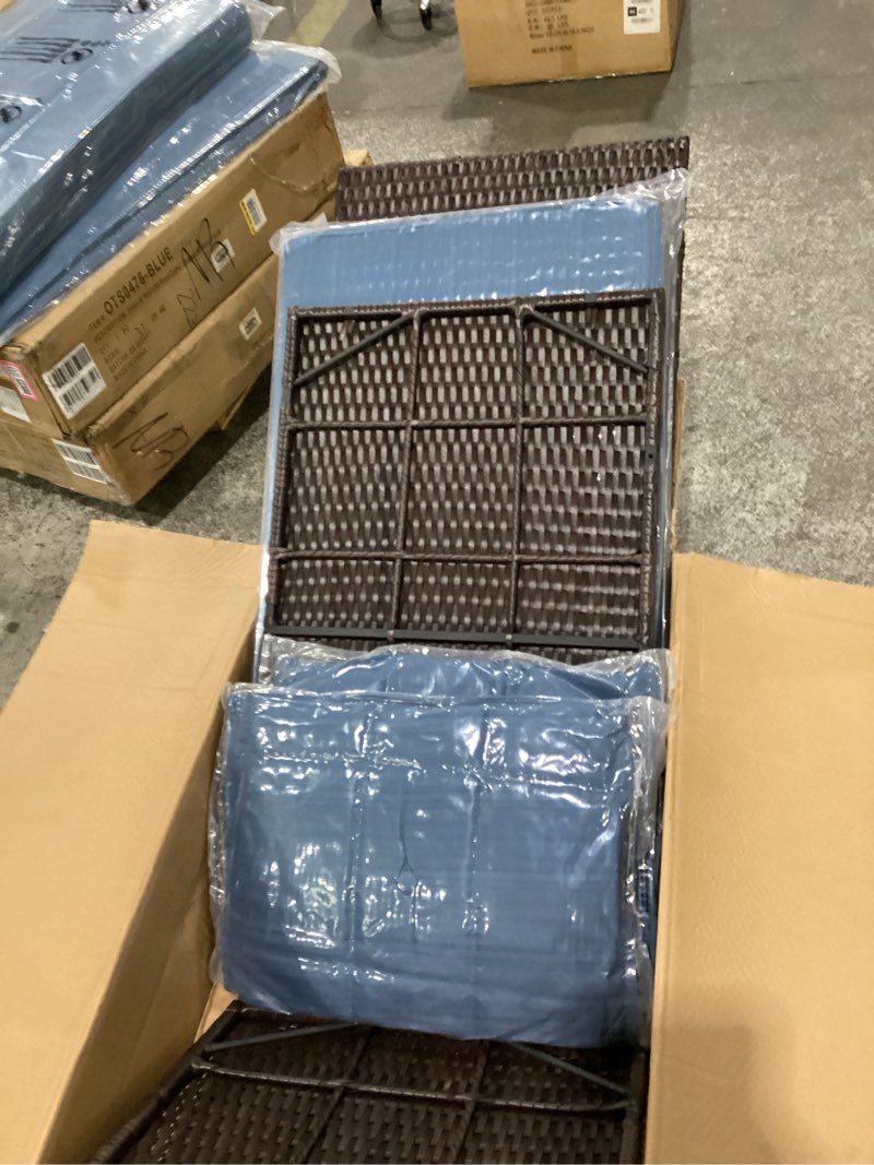 wicker patio furniture 