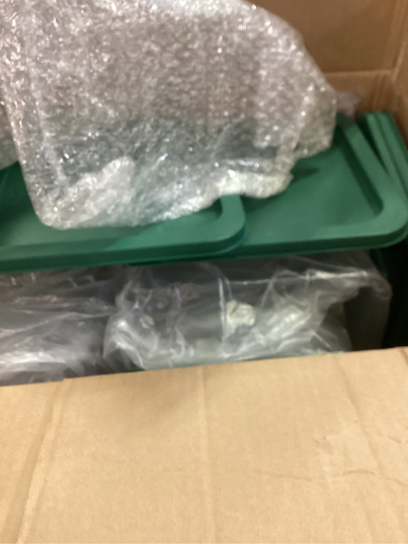 Condition photo showing New/Like New for Suclain 8 Pcs Food Storage Container with Lids Set 2qt and 4qt Square Clear Commercial Containers with Scales Handles for Home Restaurant Kitchen Food Storage, Marinating Meat, Proof Dough (Green)