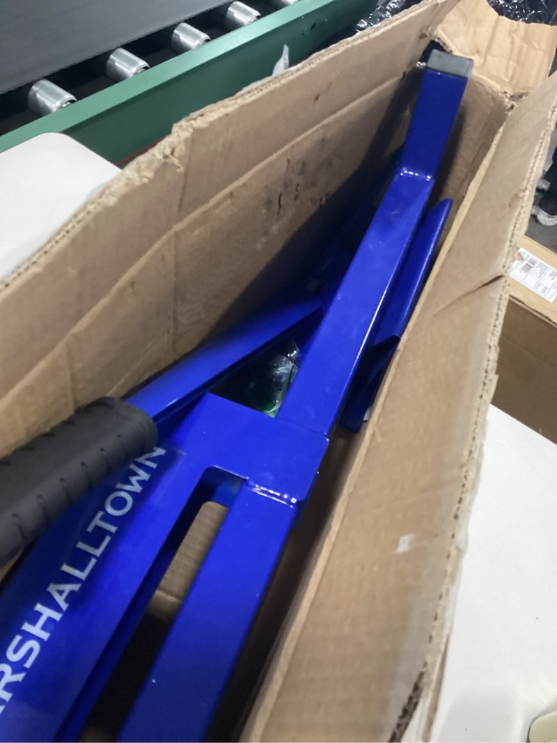 Condition photo showing As Is for MARSHALLTOWN 8.5 Inch Flooring Cross Cutter, Engineered For Laminate and Vinyl, Adjsutable, FCC85.