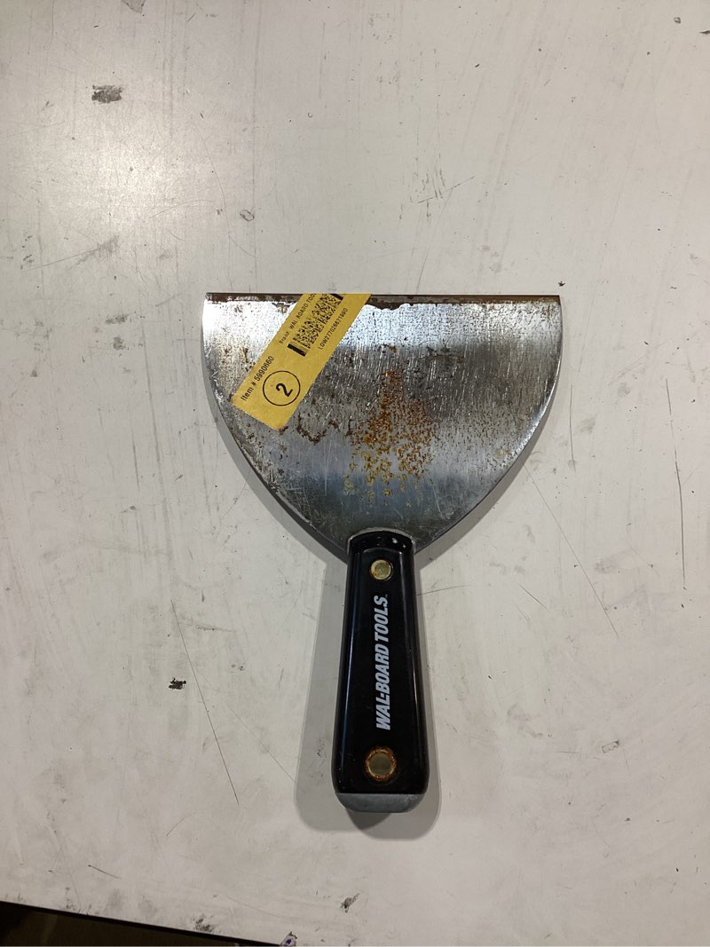 Condition photo showing Good Condition for wal-board tools 6-in steel reusable putty knife